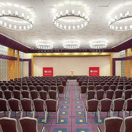 Hotel Ramada Plaza 5*