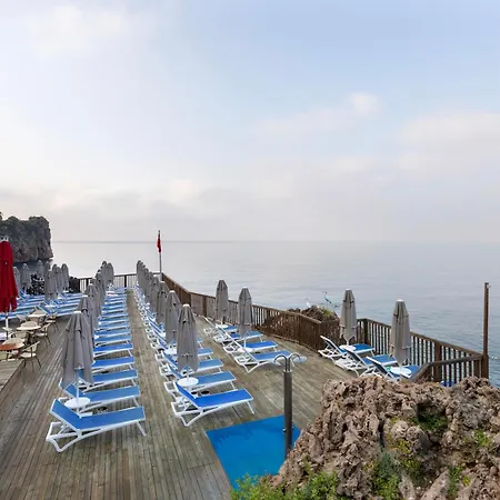 Ramada Plaza Hotel Antalya
